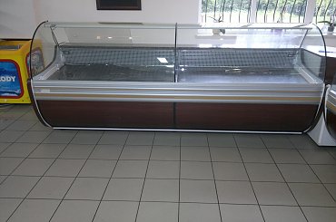 Wyposażenie sklepu #dyskont #market #MaszynkaDoMięsa #regał #regały #waga