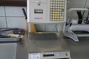 Wyposażenie sklepu #dyskont #market #MaszynkaDoMięsa #regał #regały #waga