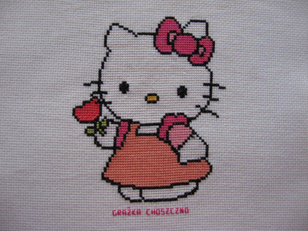 111. Hello Kitty na poduszkę