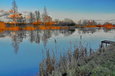 ...na słonecznej stronie ziemi... #jezioro #woda #staw #Dołek