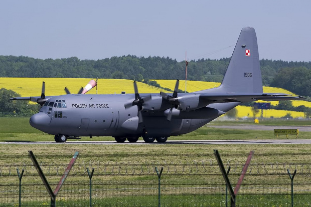 Lockheed C-130 E Hercules
Poland - Air Force #lotnictwo #samoloty #pentax #spotting #EpktSpotters