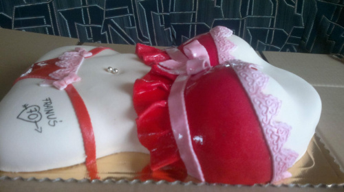 Tort - ciało kobiety #tort